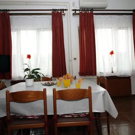 Andelka Apartman Jezera